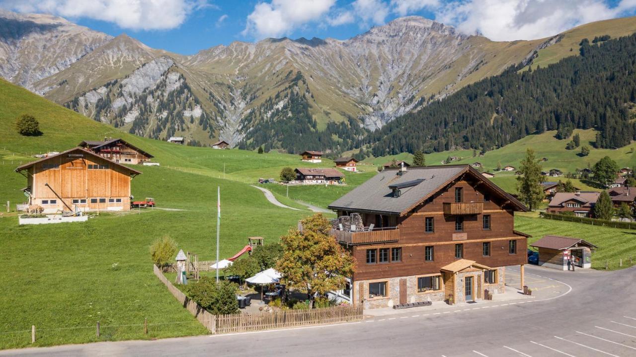 אדלבודן Hotel Des Alpes מראה חיצוני תמונה